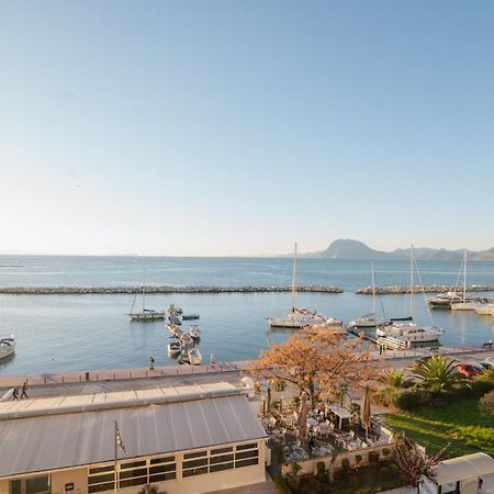 Sea Front Luxury Apartment Patras Zewnętrze zdjęcie