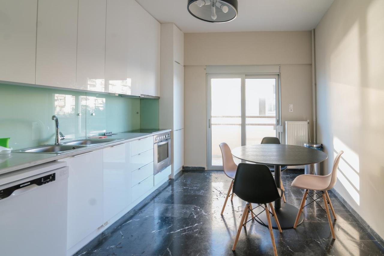 Sea Front Luxury Apartment Patras Zewnętrze zdjęcie